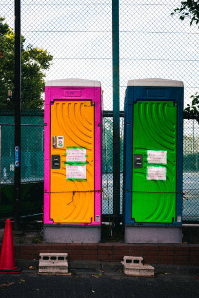 Best Porta potty rental near me  in North Randall, OH